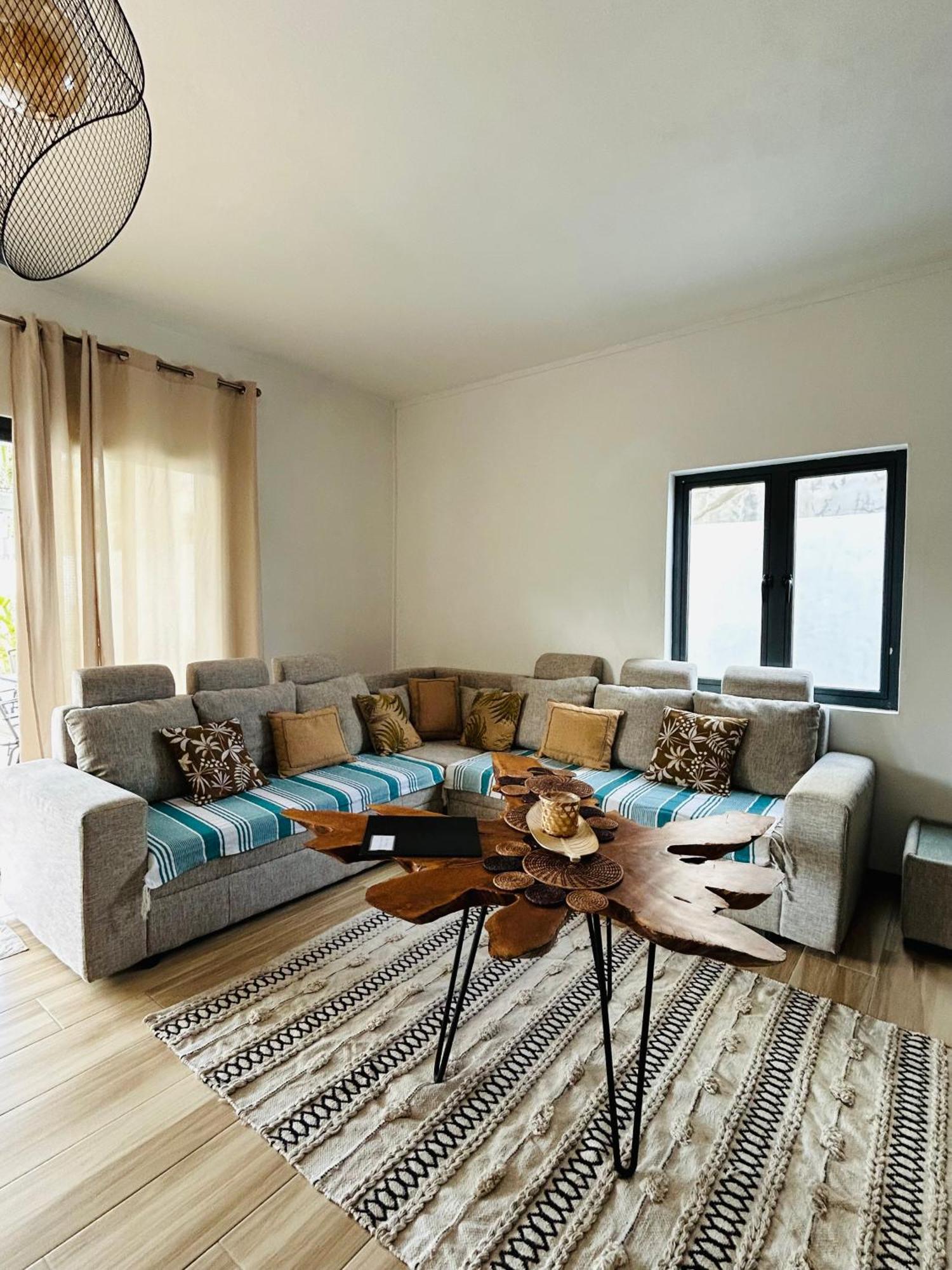 Villa Ellapen Pereybere Beach Extérieur photo